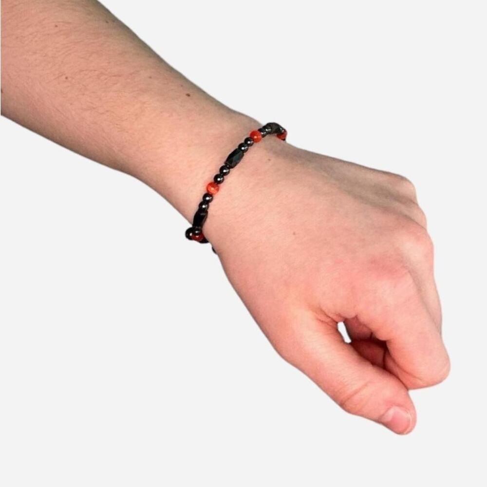 Beaded adjustable bangle bracelet hemanite